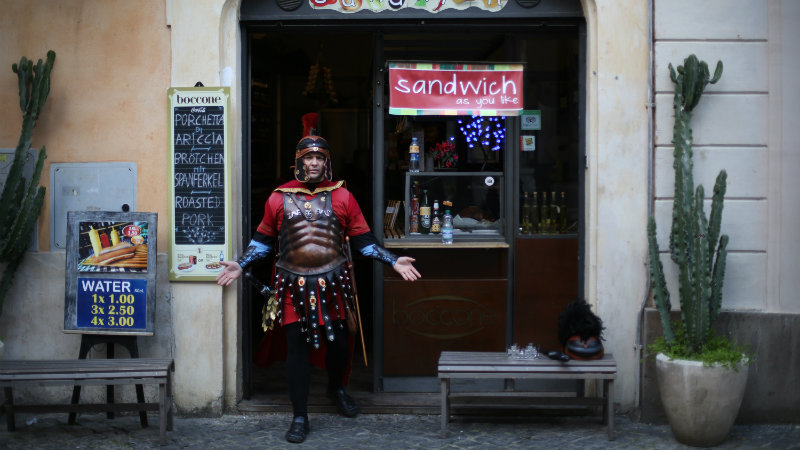 Illustration for article titled Italian Undercover Cops Keep Arresting Aggressive Roman Centurion PanhandlersÂ